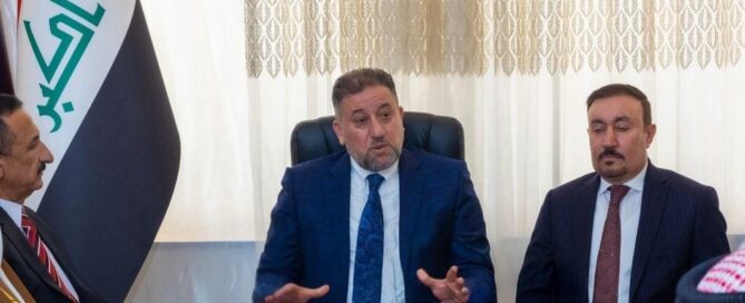 رئيس تحالف السيادة يستقبل وفدًا من شيوخ وأعيان قبيلة البو مفرج
